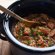 Crockpot Creole Chicken and Sausage - 10 minute prep for this hearty dinner, made healthier with beans and peppers. 300 calories. | pinchofyum.com