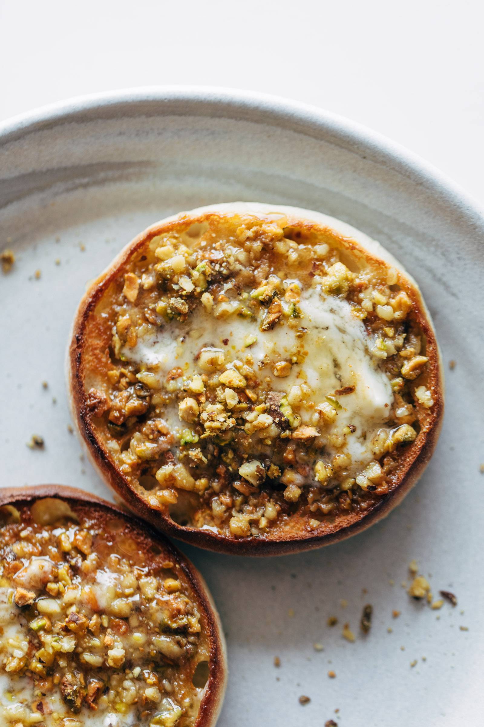 English muffin with Baklava topping