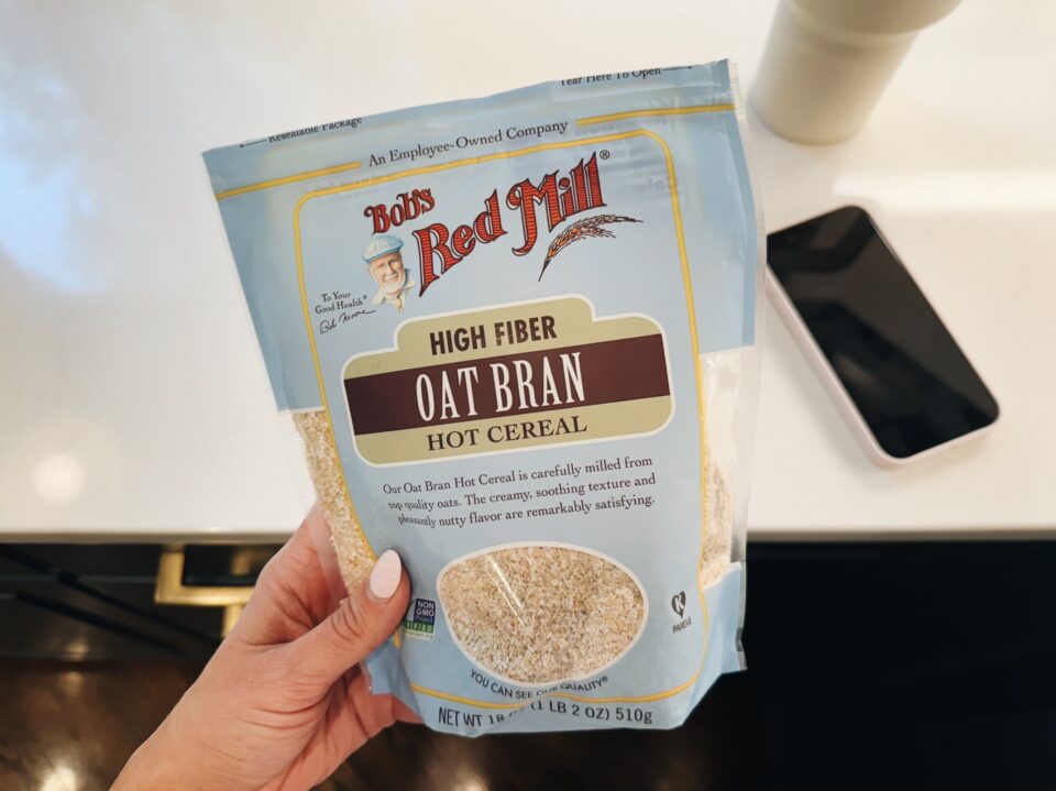 Bag of Bob's Red Mill Oat Bran.