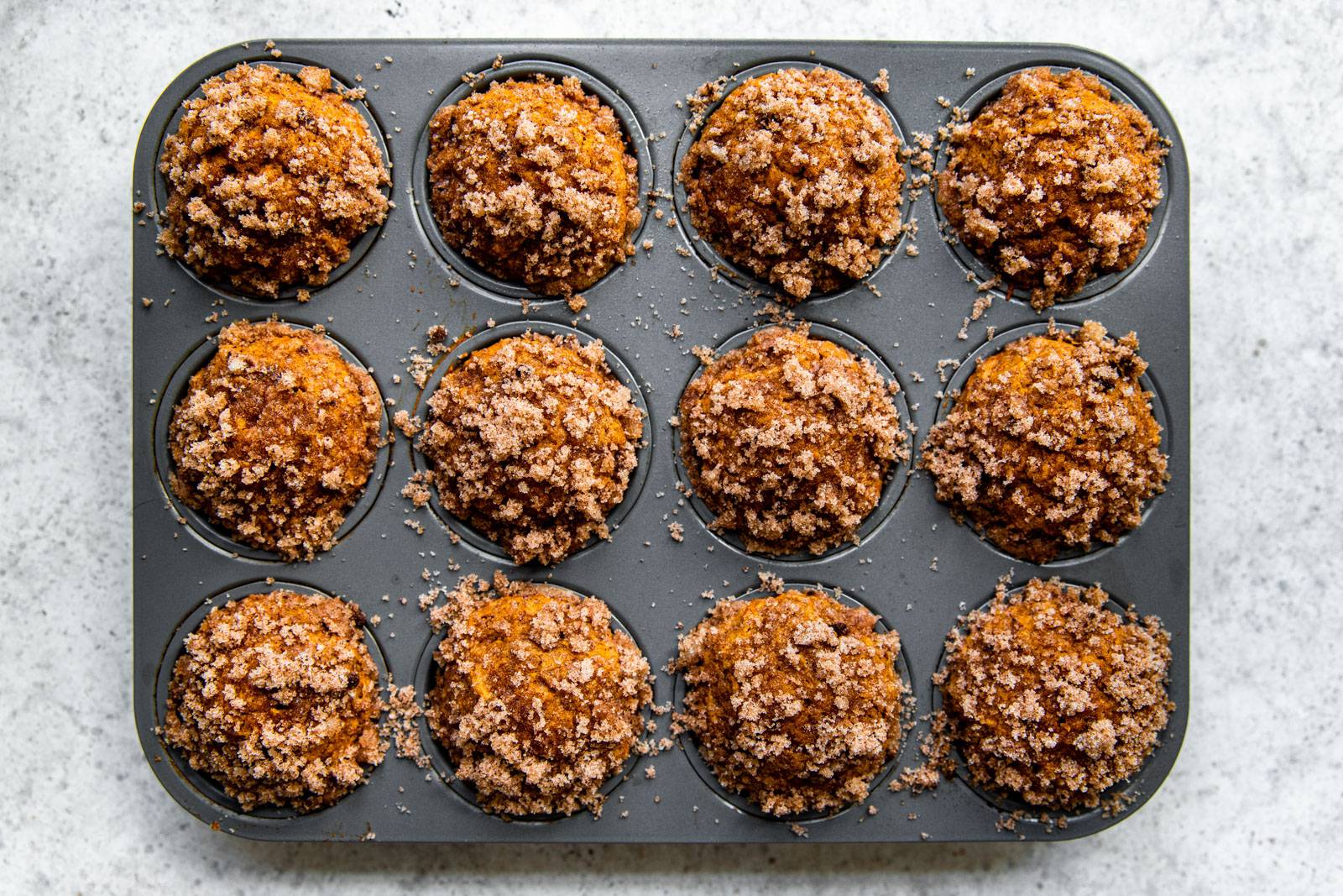 Finish baked muffins in a muffin tin.